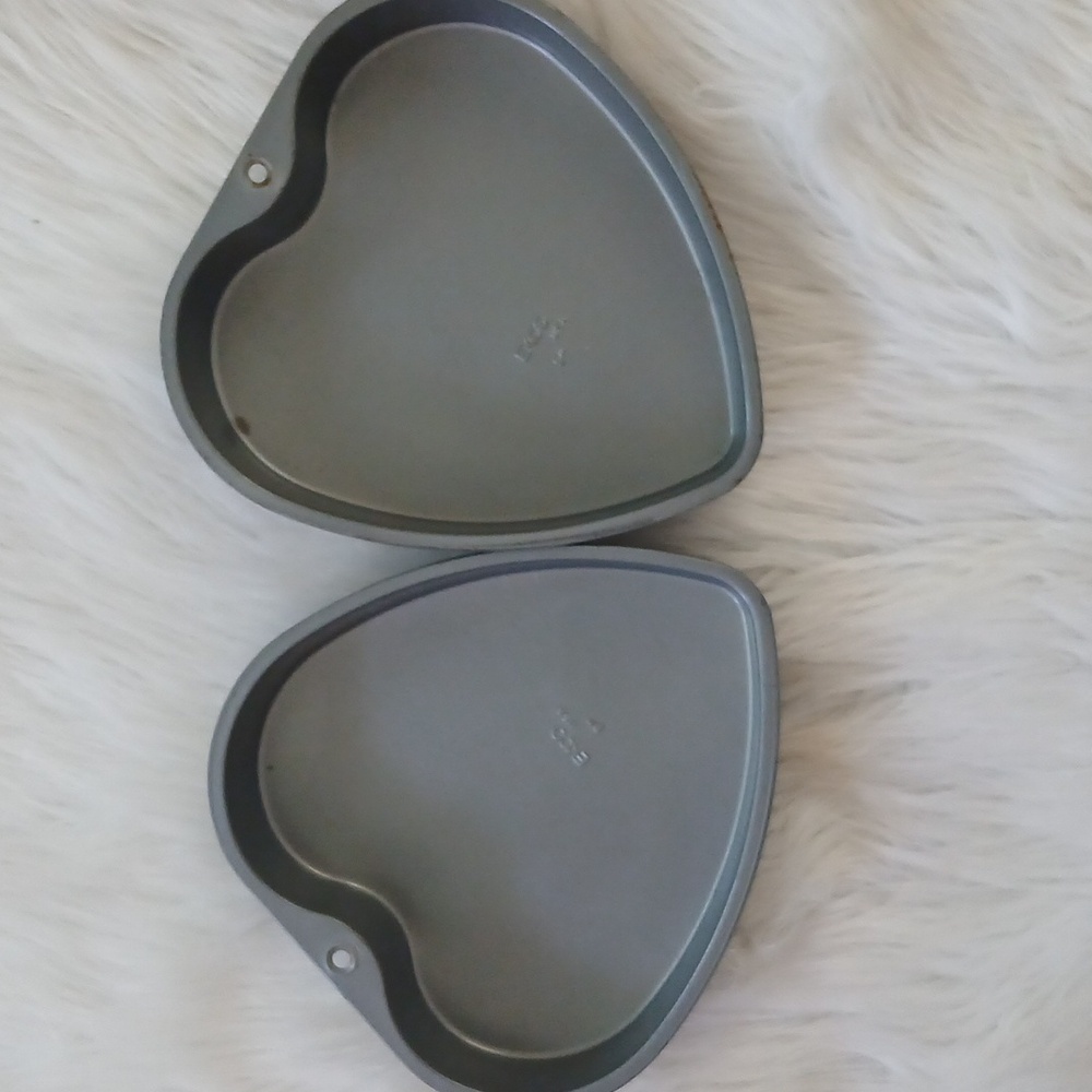 EKCO Heart Shape Baking Pans Set